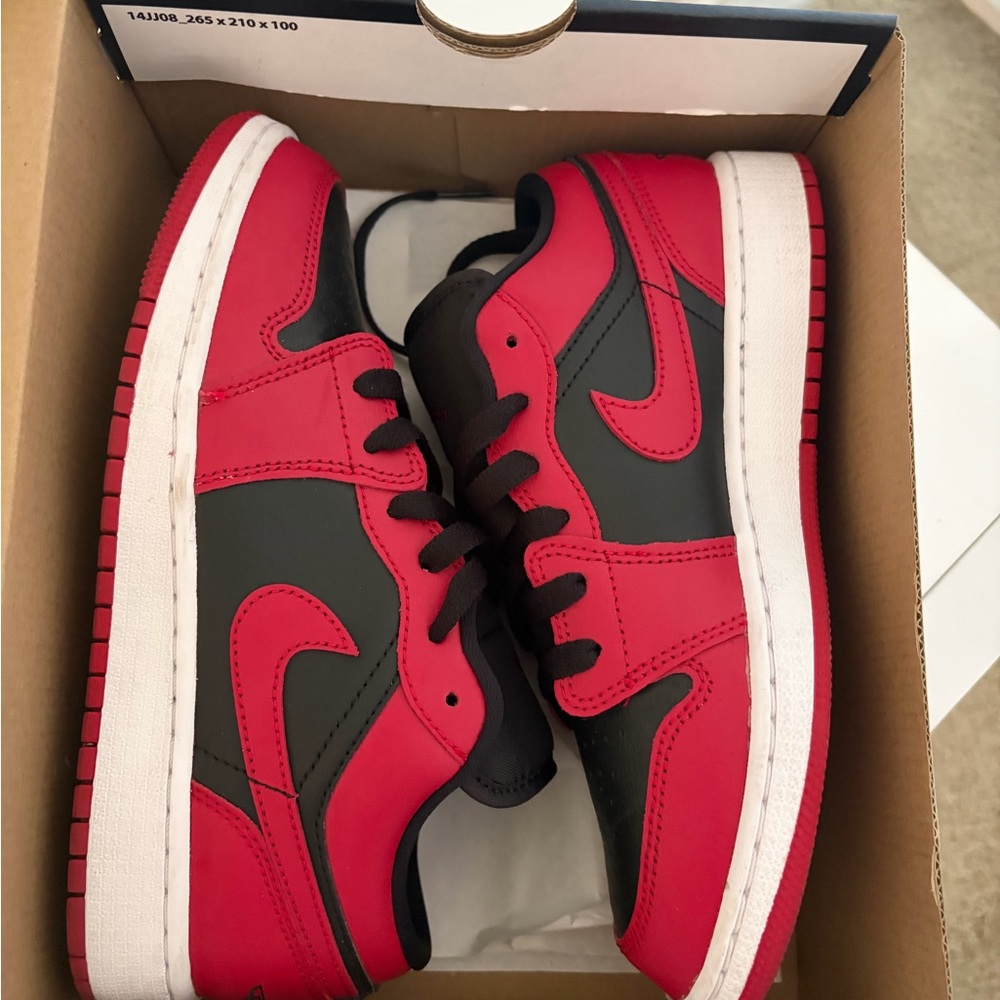 Jordan Black Shoe Box with Gold Accents